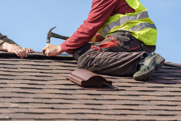 Best Flat Roof Repair Services  in Whiting, WI